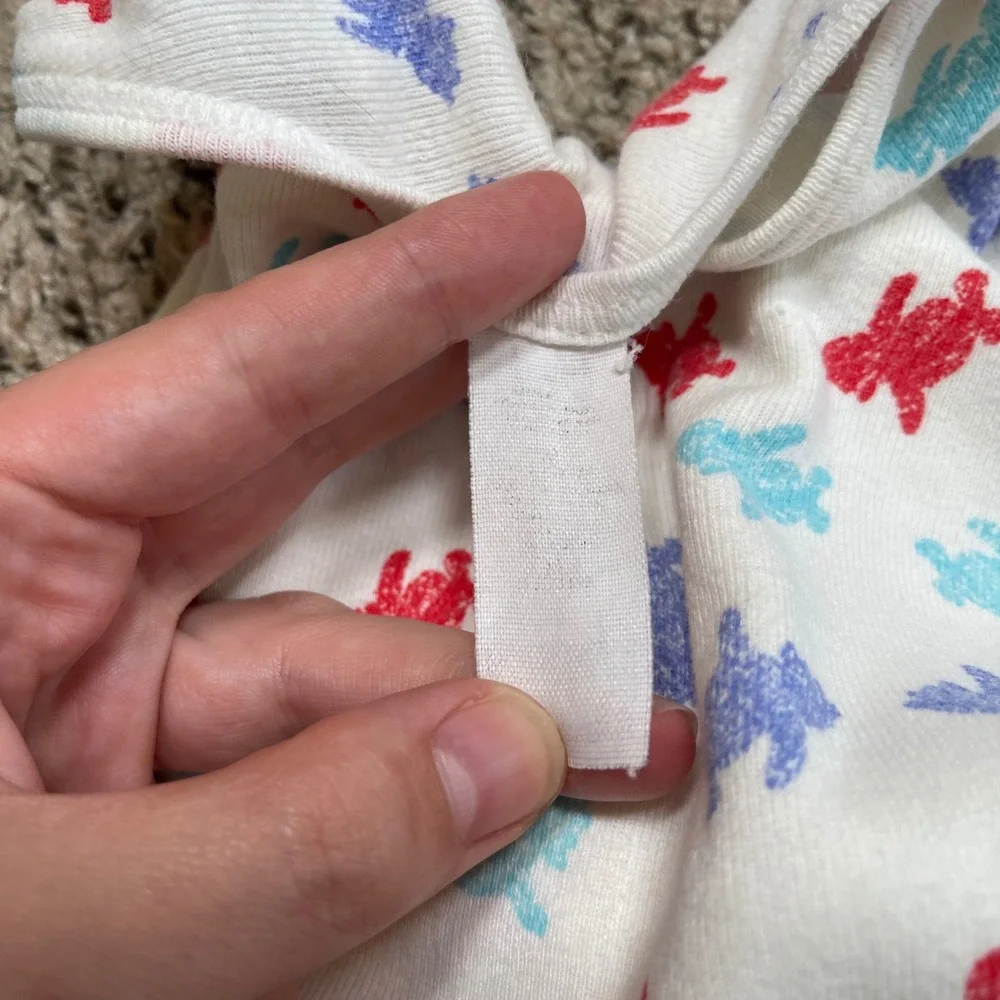 Vintage Winnie the Pooh‎ One Piece Bodysuit Outfit Red Blue All Over Print 0-3M